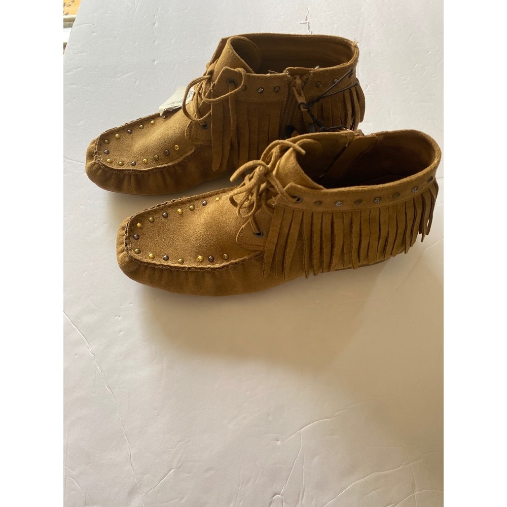 No Boundaries Womens Tan Faux Suede Fringe Studded Moccasin Booties Size 8 NEW - Picture 7 of 9